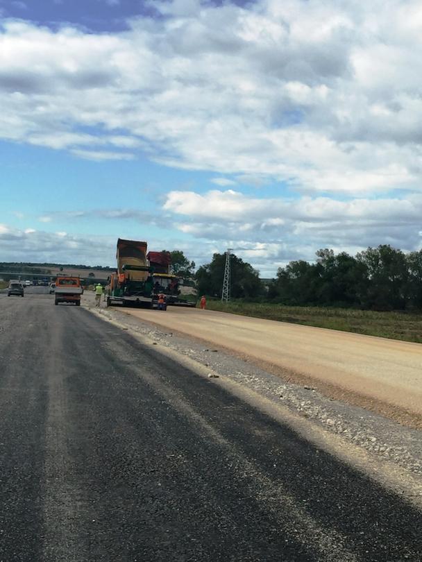  Министър Лиляна Павлова и председателят на АПИ инж. Лазар Лазаров инспектираха строителството на Лот 1 от АМ „Марица” - 3