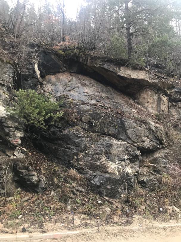 До 10 дни ще бъде готов обходният маршрут на затворения от срутище участък от пътя Смолян – Мадан - 12