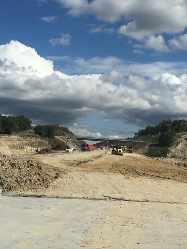  Министър Лиляна Павлова и председателят на АПИ инж. Лазар Лазаров инспектираха строителството на Лот 1 от АМ „Марица” - 2