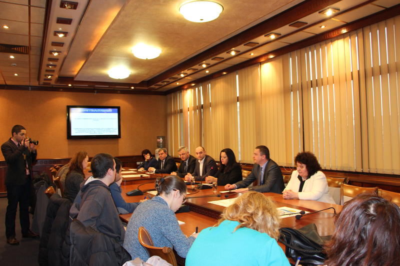 Лиляна Павлова във Варна: Предстои частична рехабилитация на пътя Варна – Златни пясъци 