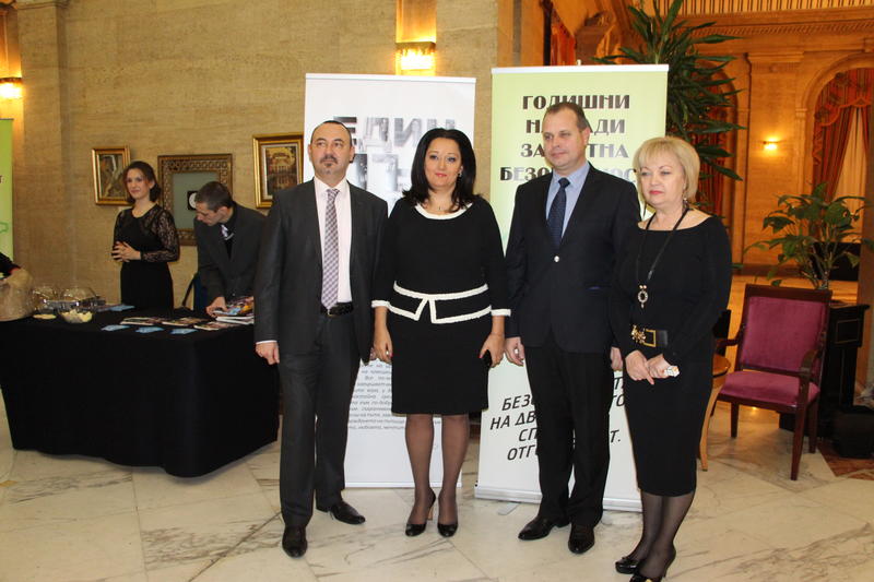  Министър Лиляна Павлова: Пътната безопасност трябва е национална кауза, около която да се обединим всички - 2