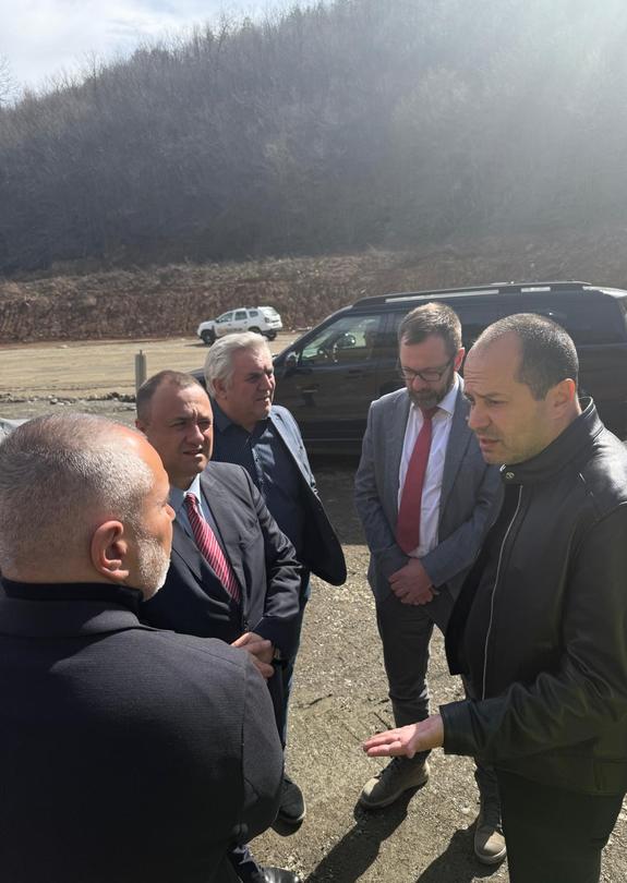 Министър Иванов: До края на юни ще има проходимост по пътя Мездра – Ботевград