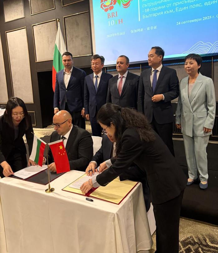 Minister Ivanov: Bulgaria and China have the potential to implement joint projects - 1