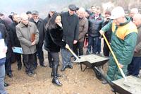 Министър Лиляна Павлова положи капсула на времето при възобновяване на строителството на яз. 