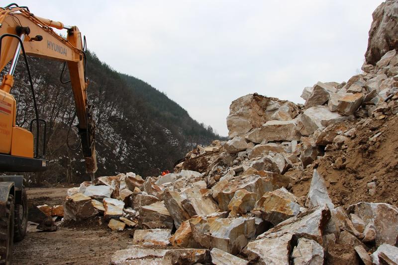 Министър Павлова: Създадена е необходимата организация за разчистване на отсечката Асеновград - Смолян - 2