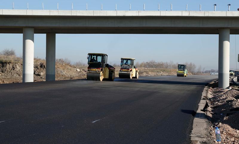 Премиерът Бойко Борисов  и министър Лиляна Павлова инспектираха строителството на Северната скоростна тангента - 6