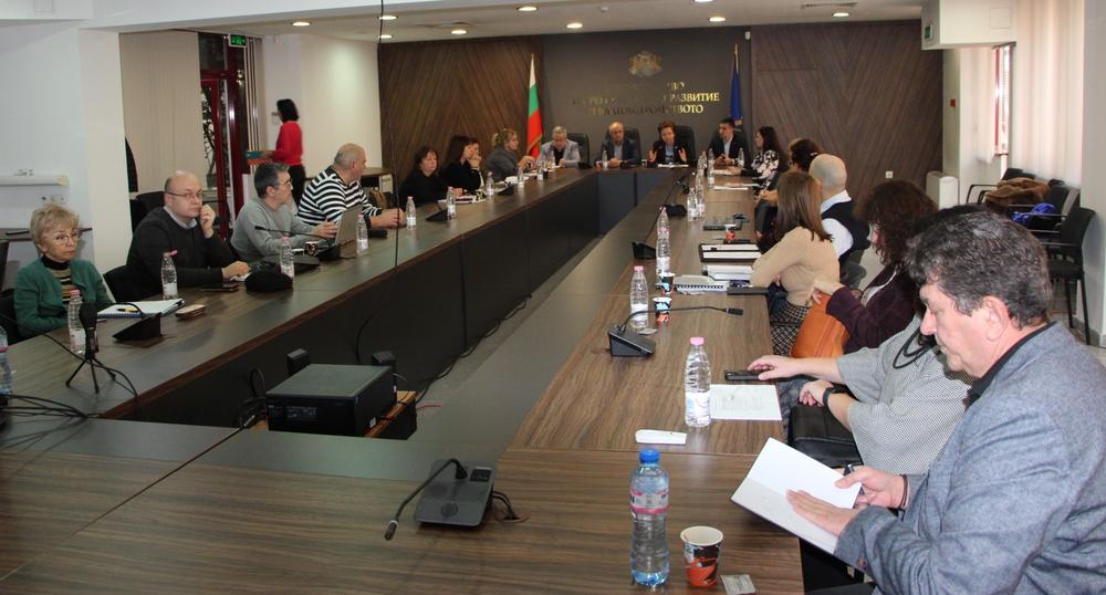 Зам.-министър Дора Янкова: Внасяме в ЕС първа версия на проекта за Национален план за саниране на сгради до 2050 г.