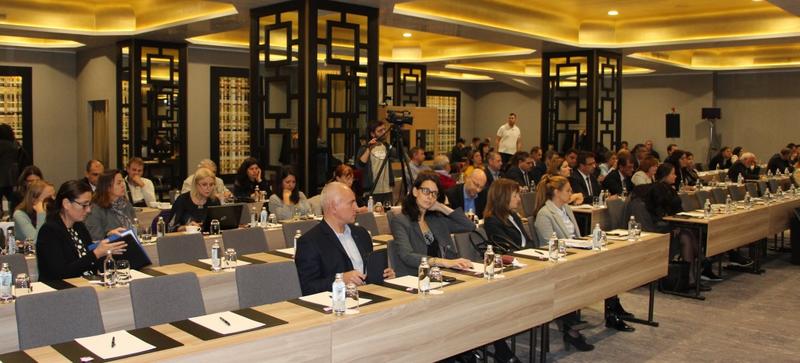 Зам.-министър Деница Николова: Новият модел на регионална политика предпоставя повишаване на икономическото развитие, доходите и благосъстоянието на хората в регионите - 4