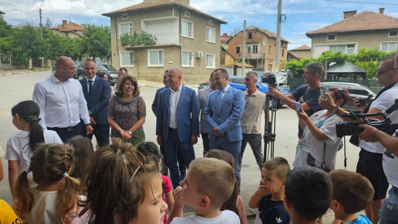 До края на седмицата ще бъде облекчен трафикът на АМ „Струма“ в района на Симитли - 6