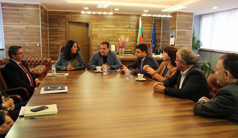 Министър Лиляна Павлова се срещна с ръководството на НСОРБ