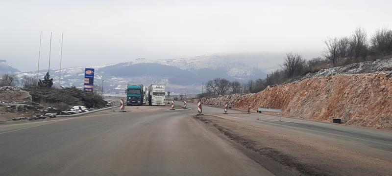 Строителите на автомагистрала „Европа“ ще бъдат глобени заради лошата организация на движението - 2