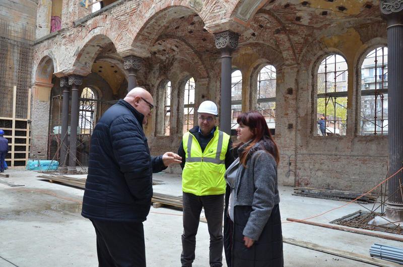 Заместник-министър Нина Стоименова проведе работна среща по проекта за превръщане на синагогата във Видин в „Културен център „Жул Паскин“ - 1
