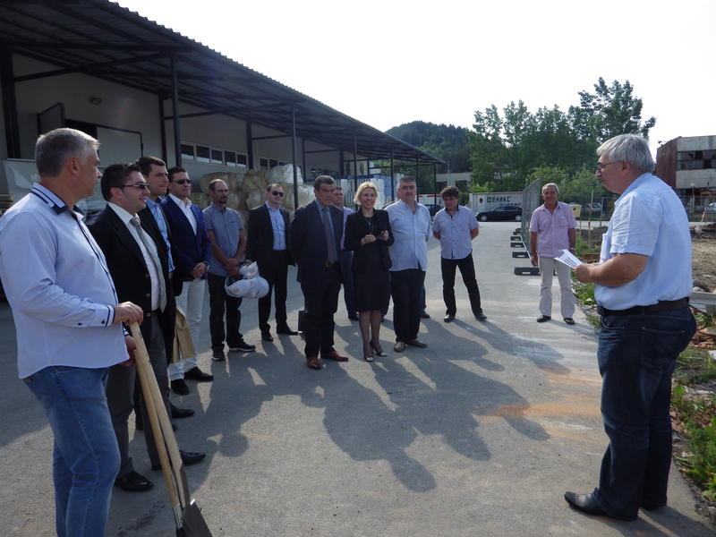  Заместник-министър Нанков: Трябва да се гордеем с индустриалци, които реинвестират всяка година и осигуряват работни места - 2