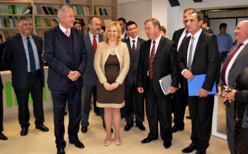 Министър Терзиева откри новия библиотечен център на Лесотехническия университет - 2