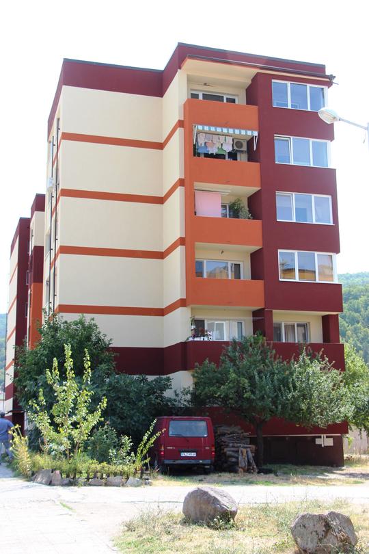 Зам.-министър Николай Нанков присъства на въвеждането в експлоатация на реновирани жилищни сгради в Брацигово - 7