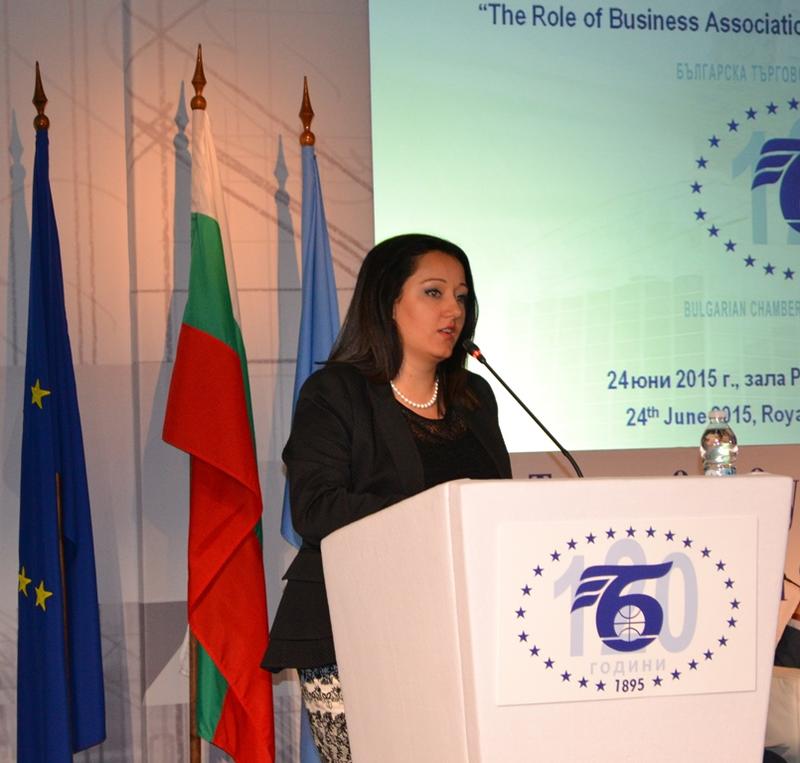   Лиляна Павлова: Икономиката се движи тогава, когато има предприемачество, силен малък и среден бизнес 