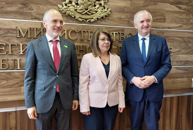 Minister Koritarova met with Thomas Schmidt, Minister of Regional Development of Saxony - 1