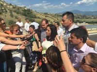  Министър Лиляна Павлова: С пускането трикилометровия участък на АМ „Струма“ се спестяват десетките обходи по пътя към Гърция 