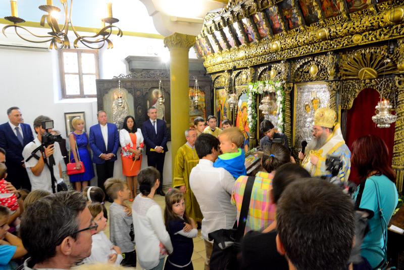  Министър Лиляна Павлова: Стартираме търг за строителството на нова отсечка от АМ „Хемус“ при Белокопитово - 11