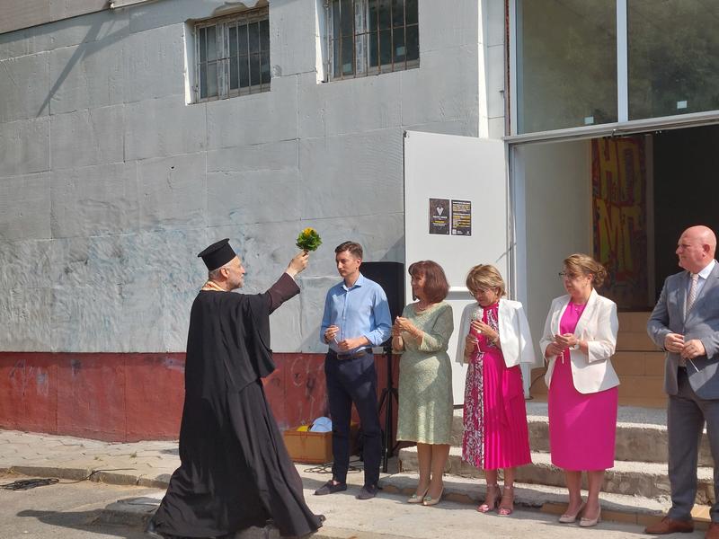 Minister Koritarova: We modernized 450 educational institutions in the country - 1