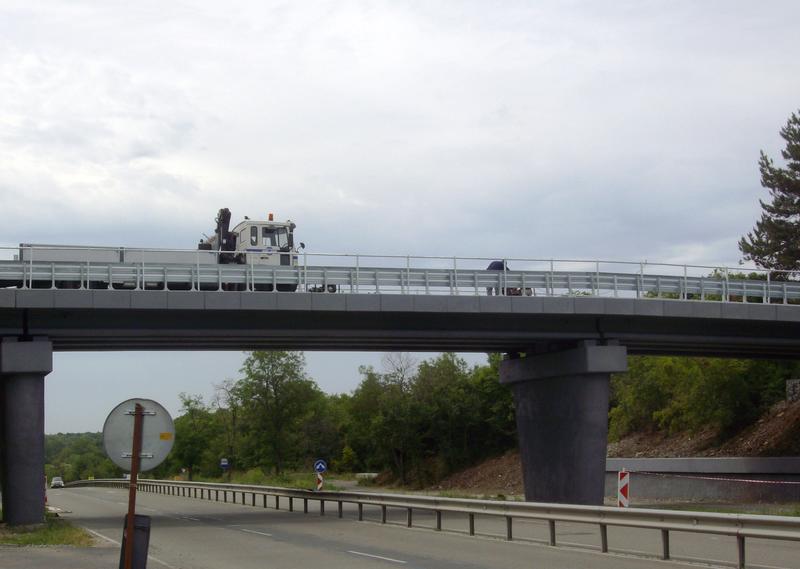 Завърши ремонтът на надлеза при Ченгене скеле на път II-99 Бургас - Царево