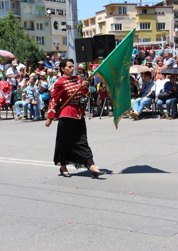 Министър Павлова: През последните дни взехме важни решения, които ще съдействат за развитието и популяризирането на Казанлък и Празника на розата - 13