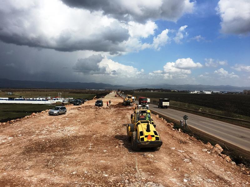 Министър Лиляна Павлова и инж. Лазар Лазаров инспектираха строителството на Участък 2 от Западната дъга на Софийски околовръстен път и Северната скоростна тангента - 8