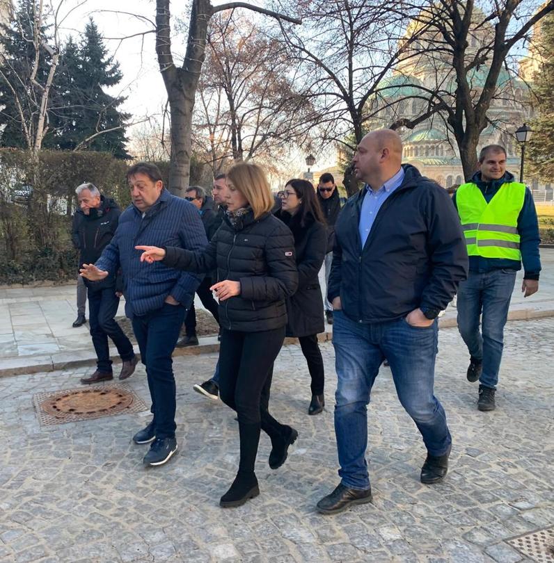 Министър Иван Шишков след инспекцията на жълтите павета в София: Проблемите се решават тогава, когато се признават - 14