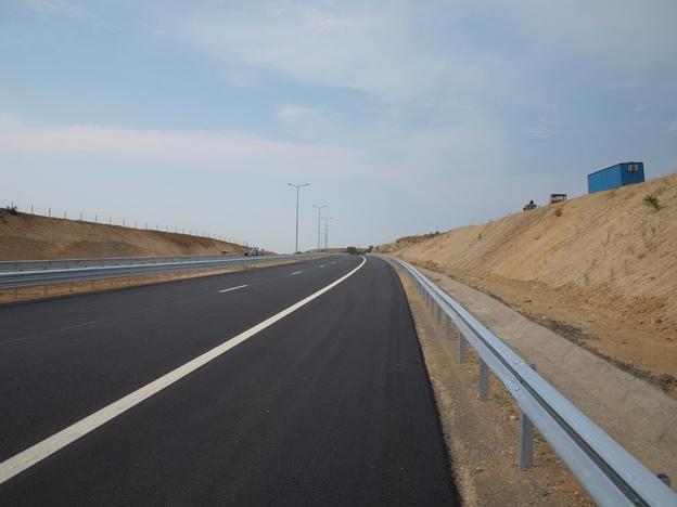 Пуснаха движението по новия участък от Лот 4 на АМ „Струма“ между Сандански и Кулата  - 3