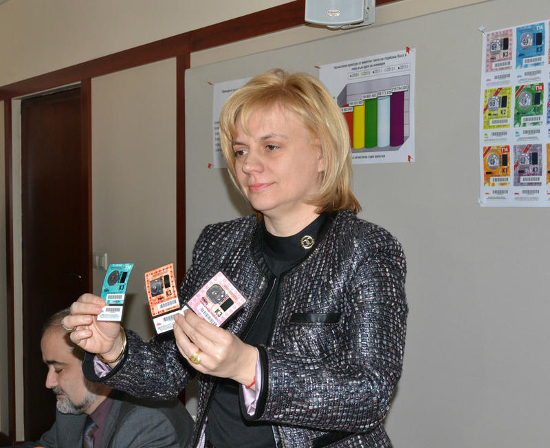 Министър Терзиева: Цената на винетните стикери за 2014 г. остава непроменена