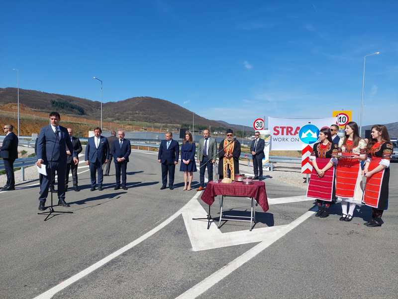 Architect Ivan Shishkov: Thanks to the joint efforts of the state institutions and the builder, we have launched 6.4 km of the Europe Motorway - 1