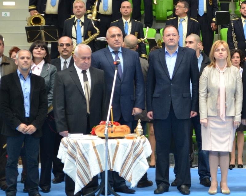 Десислава Терзиева: Арена „Ботевград“ е първото доказателство, че Публичната инвестиционна програма на правителството работи успешно за развитието на регионите - 1
