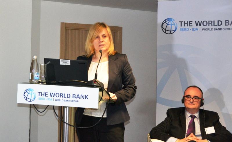 Министър Терзиева: Между 70 и 150 млн. лв. годишно трябва да се инвестират в рехабилитация на по-малките пътища