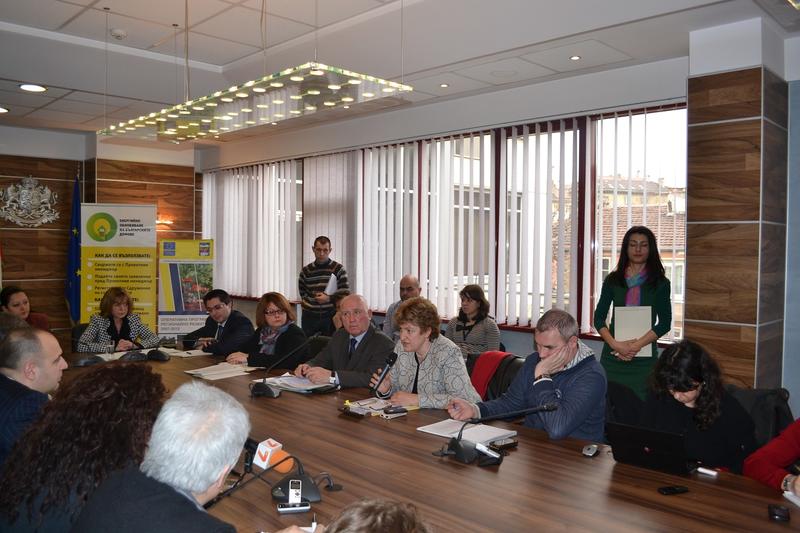 Първото споразумение по проект „Енергийно обновяване на българските домове“ е подписано в МРРБ - 3