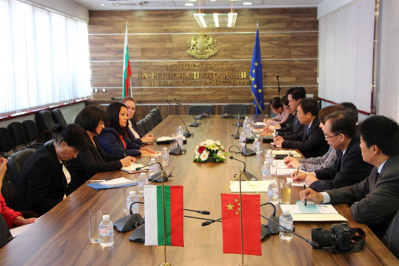 Министър Лиляна Павлова прие китайска делегация - 3