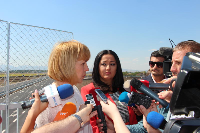 Министър Лиляна Павлова: Извеждаме тежкия транзитен трафик извън столицата - 2