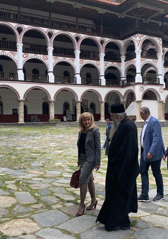 През следващата седмица започва укрепването на срутищата по пътя за Рилския манастир