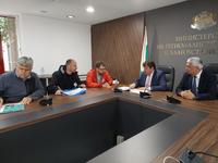 Министър Шишков: Издаденото разрешение за строеж за пътния възел на АМ „Струма“ не предрешава избора на трасе през Кресненското дефиле