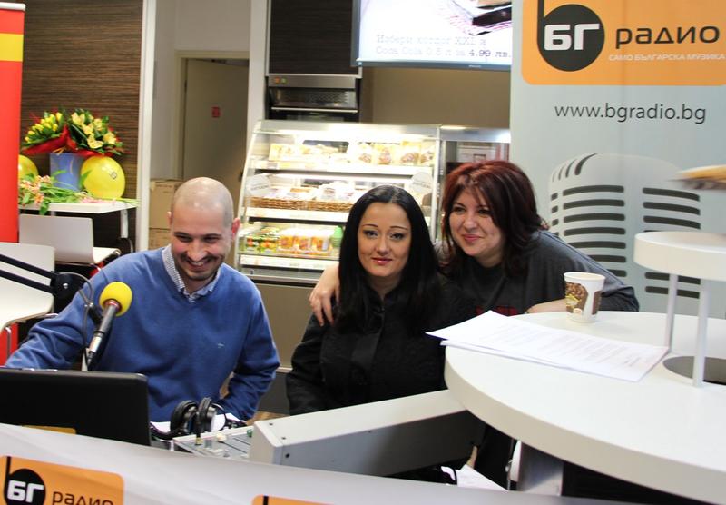  Министър Лиляна Павлова: Дори когато пътувам по магистралите следя какво е състоянието на мантинелите