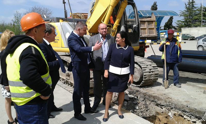 Министър Лиляна Павлова: МРРБ започва прилагането на програмата за чисти питейни води