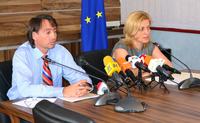 Министър Терзиева представи предварителните резултати от изпълнението на договорите за концесия и наем на морските плажове