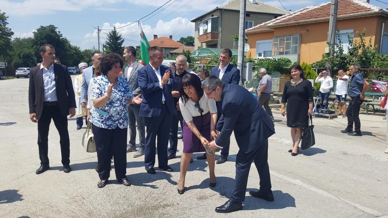 Министър Николай Нанков: За България предстоят добри дни в пътния сектор, до края на годината ще се рехабилитират 1000 км републикански пътища