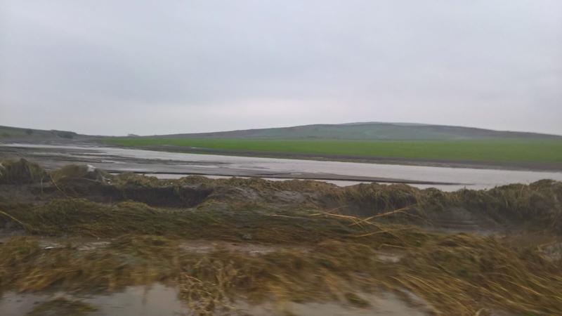 Министър Нанков: Язовирите „Ясна поляна“ и „Ново Паничарево“ се изпускат контролирано - 5