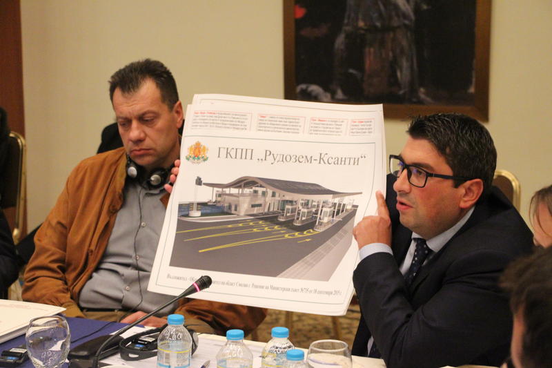 Деница Николова: Увеличава се бюджетът за строителство на ГКПП Рудозем с близо един милион лева   - 3