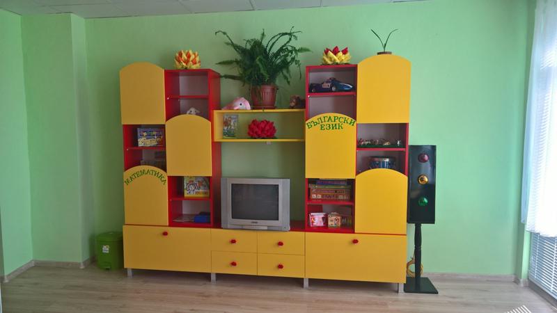 Министър Нанков откри ремонтирана с над 290 хил. лв. по програмата за сътрудничество с Македония детска градина в с. Дамяница, община Сандански - 2