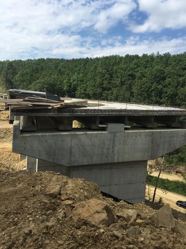 Министър Павлова: Половината от работата по проекта за изграждане на обходен път на Габрово е изпълнена - 7