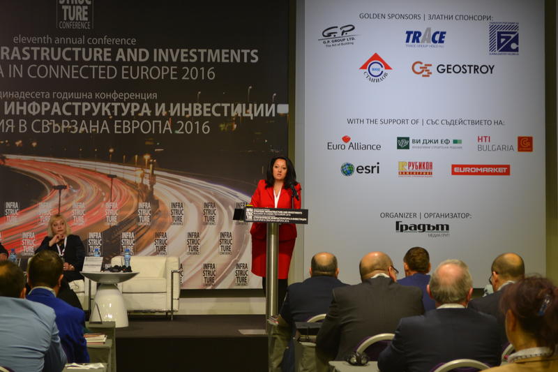 Министър Лиляна Павлова: До седмици може да стартира процедурата за избор на изпълнител за въвеждане на ТОЛ системата у нас