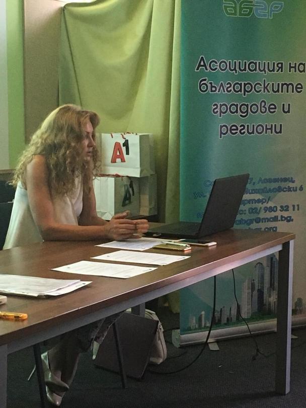 Зам.-министър Николова: Малките населени места с достъп до европейско финансиране по програмата за регионално развитие през новия програмен период