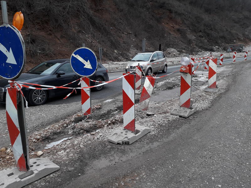 АПИ санкционира строителя на АМ „Европа“