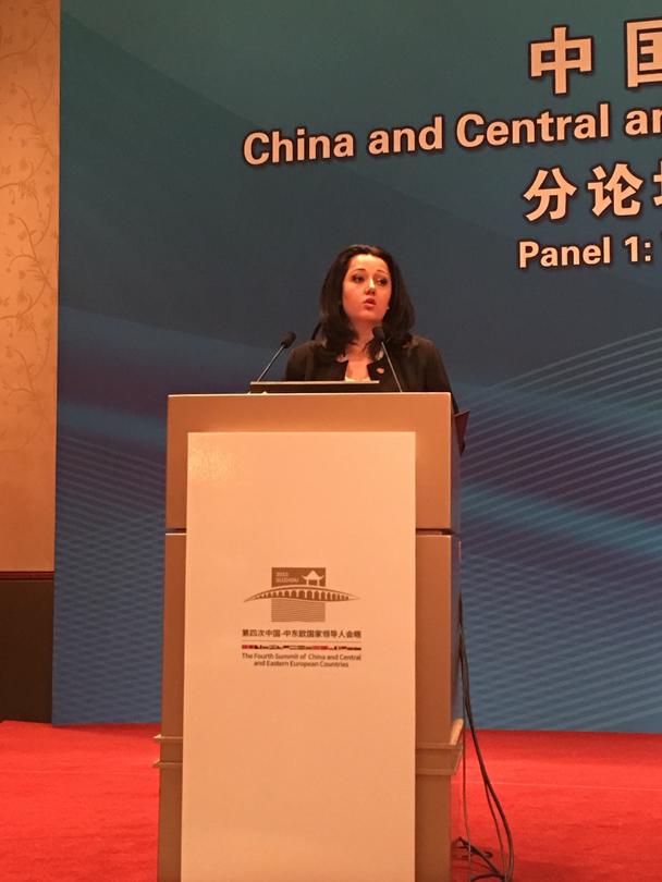 Министър Лиляна Павлова: Китай има интерес в строителството на автомагистралите „Черно море“ и Русе- Свиленград, заедно тунела под Шипка